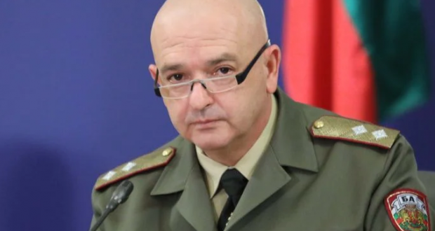 Ген.Мутафчийски към репортер на Слави