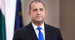 Радев: Ако държавните бензиностанции ще са като магистралите ни по-добре да не ги правим