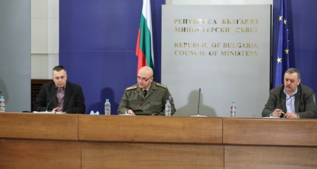 Извънредно! Правителството с 4 нови мерки заради коронавируса