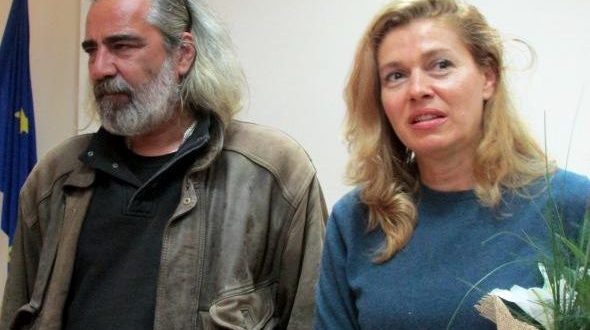 Ернестина се раздели със Слабаков
