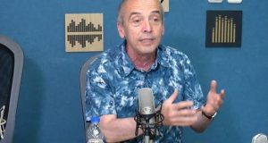 Доц. Мангъров: Ние сме просто един мухъл по земята