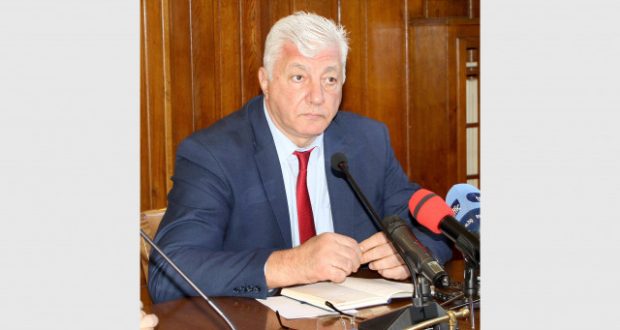 Здравко Димитров: Ако властта отстъпи ни чакат страшна криза и 6 месеца застой