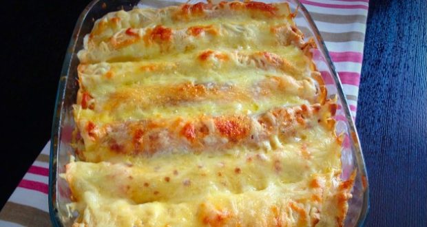 Днес на обяд в стола каква вкусотия ядох направо не е истина срам не срам даже отидох при лелката да й се моля за рецептата