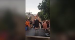 Момиче от протеста: Всяка година се връщам в България и виждам че сме 100 години назад. Всички други държави отиват напред