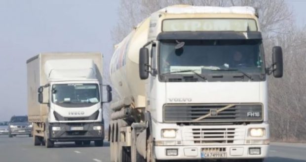 Наш тираджия взриви мрежата с тази СНИМКА от Франция
