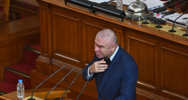 Марешки: Извинение към народа и оставка на Радев. Обиди стотици хиляди Българи като ги нарече мутри