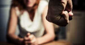 Изповедта на една излъгана жена: Мъжът ми пие и ме бие