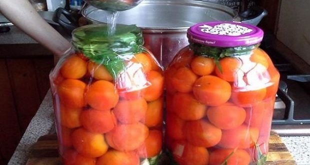 Рецепта за мариновани домати “по кралски” без оцет