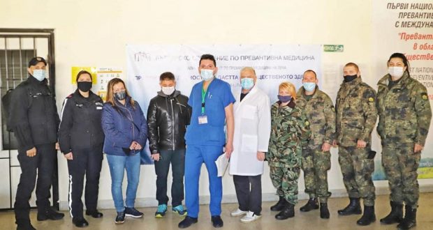 „Втора смяна“ военнослужещи от Българската армия излизат срещу КОВИД-19 в помощ на медиците