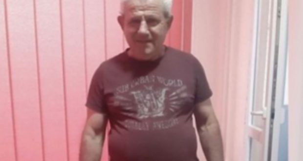 Мъж с пневмония и отрицателен тест за COVID-19 почина заради липса на линейка