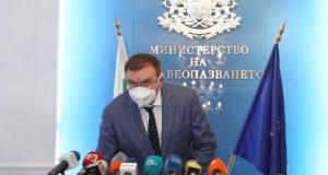 Министър Ангелов извънредно: По 1000 лева на всеки общопрактикуващ лекар до края на годината