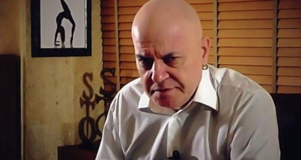 Политолог нарече Слави Трифонов "чалгар" и зададе реторичен въпрос