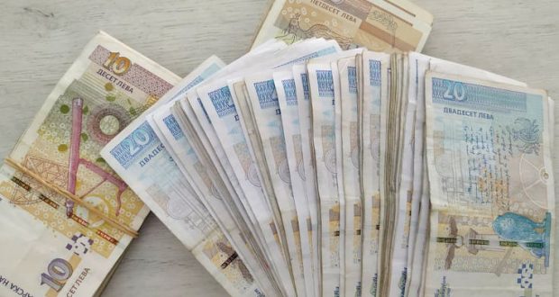 1700 лева може да стане минималната работна заплата у нас