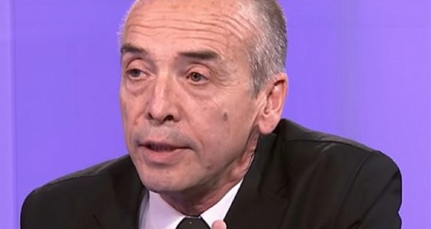 Мангъров: Няма да млъкна не може пожарникар да лекува вируси и да ни учи