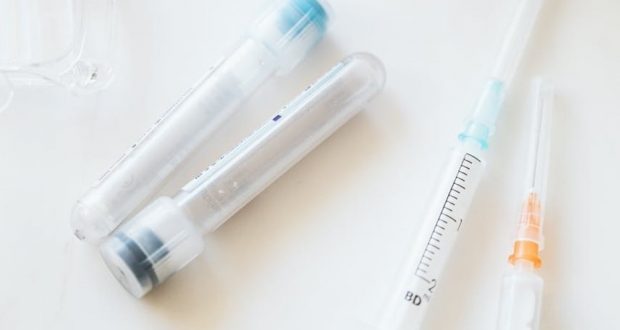 БНР: Доктор е заразен с ковид след поставена първа ваксина