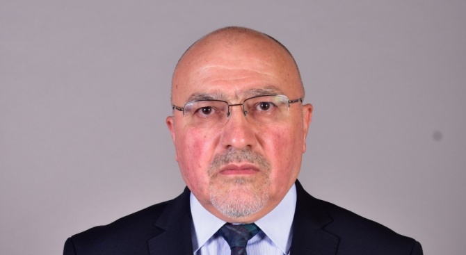 Д-р Борислав Генчев се обяви против мерките на Бойко Борисов