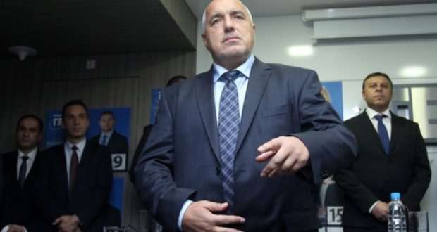 Баламосват ни с Ковид-19! Българската пандемия следва предизборната кампания на Бойко Борисов