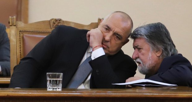 Вежди Рашидов: Борисов е още млад амбициозен можещ защо да не опита да стане президент