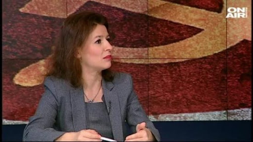 Доц. Румяна Маринова: Американците ме карат да излъжа в учебника че социализмът е нещо ужасно!