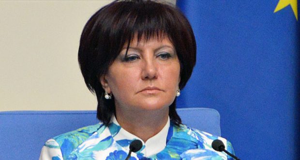 Детето тръгна пеш госпожо Караянчева. Нали това искахте?