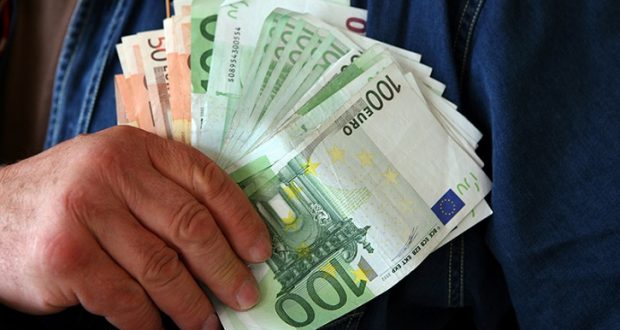 В Германия ще дават по €1200 на калпак без никакви условия за 3 години а у нас кога