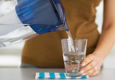 Когато пиете вода сутрин на гладно се случват 8 страхотни неща в тялото ви