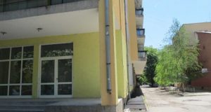 Дом на ужасите в Русе: Държат пенсионери заключени вече 14 месеца