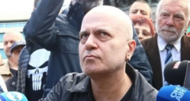 Слави Трифонов нанесе мълниеносен удар по Борисов на 19ти-юли