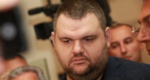Пеевски отговори: Николай Василев се прави на герой на мой гръб. Никога не ме е уволнявал!
