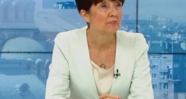 Пулмологът д-р Ангелова: Не търсете лекар ако имате температура. Тревожният симптом е друг при който да потърсите незабавно лекарска помощ