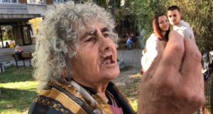 Глас от Пловдив: Нови умни глави а не певици които си показват прашките и се въртят около пилона
