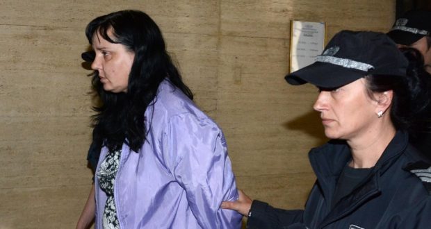 18 години затвор за акушерката Емилия Ковачева