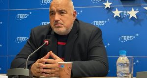 Бойко Борисов: Гледам клатушкащи се пияни министри с магистрати отново с торбички