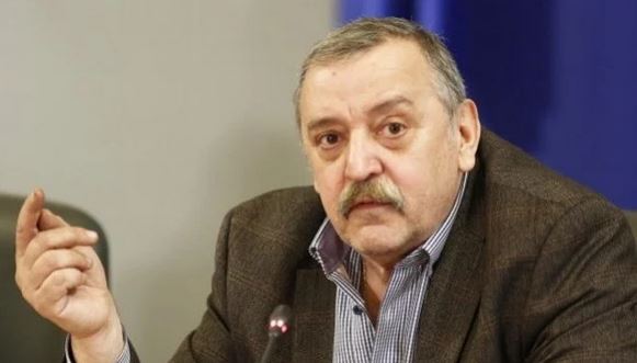 Проф. Кантарджиев: Хората които имат това няма да усетят как ще изкарат Oмикpoн! А рецептата за спасение е...