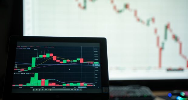Кои навици изграждат правилен подход към търговията на финансовите пазари?